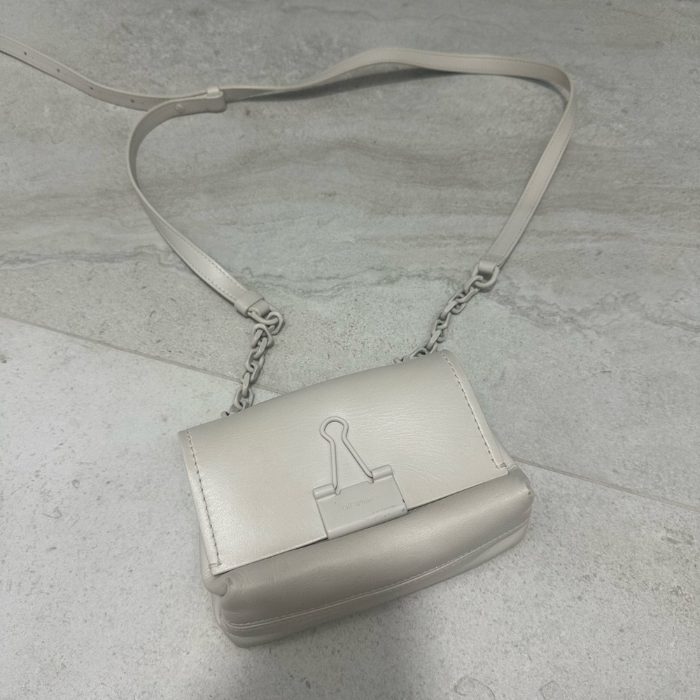 Elegant Cream Women's Bag